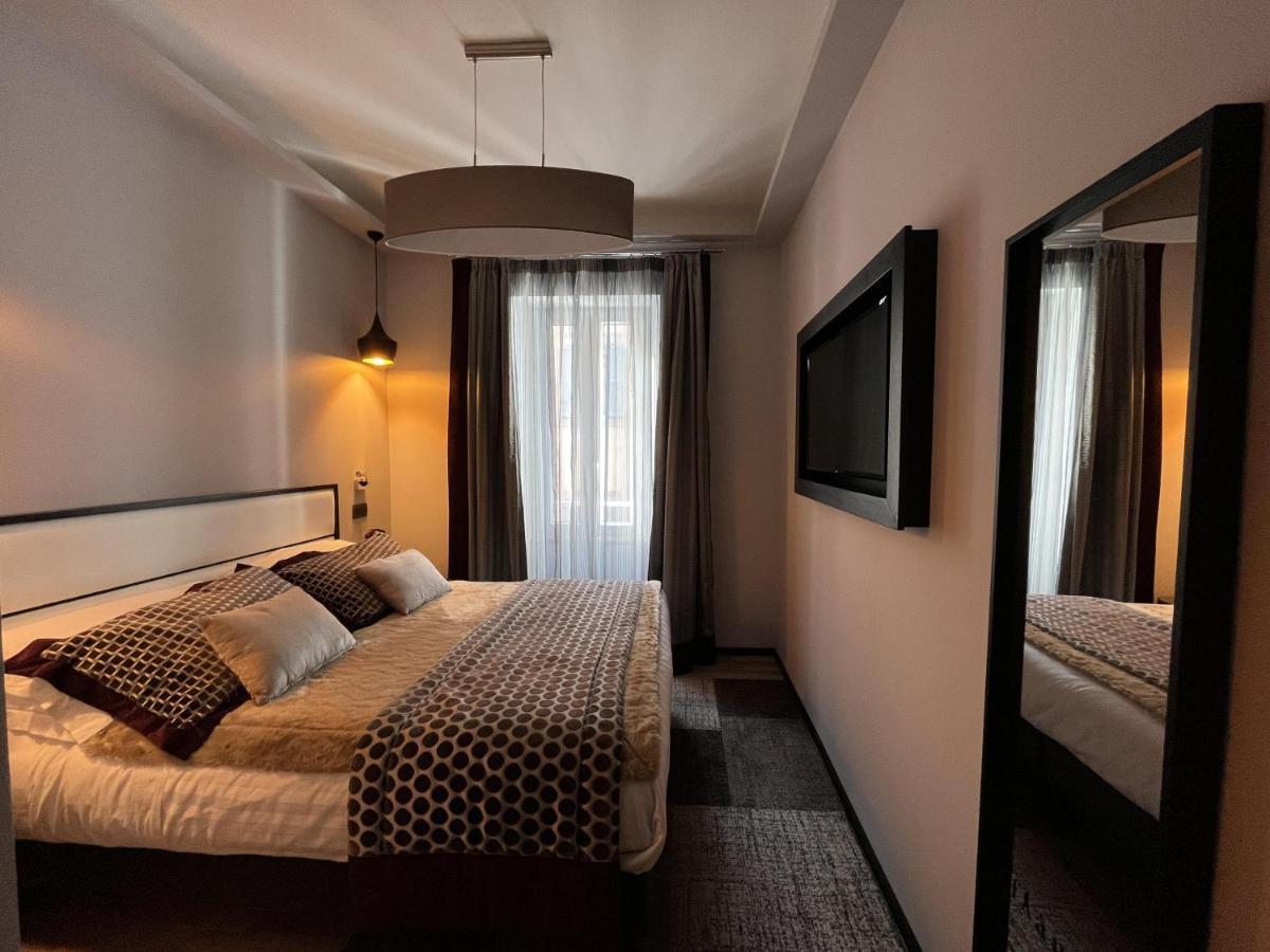 Flaneur Suites Corso Rome Exterior photo